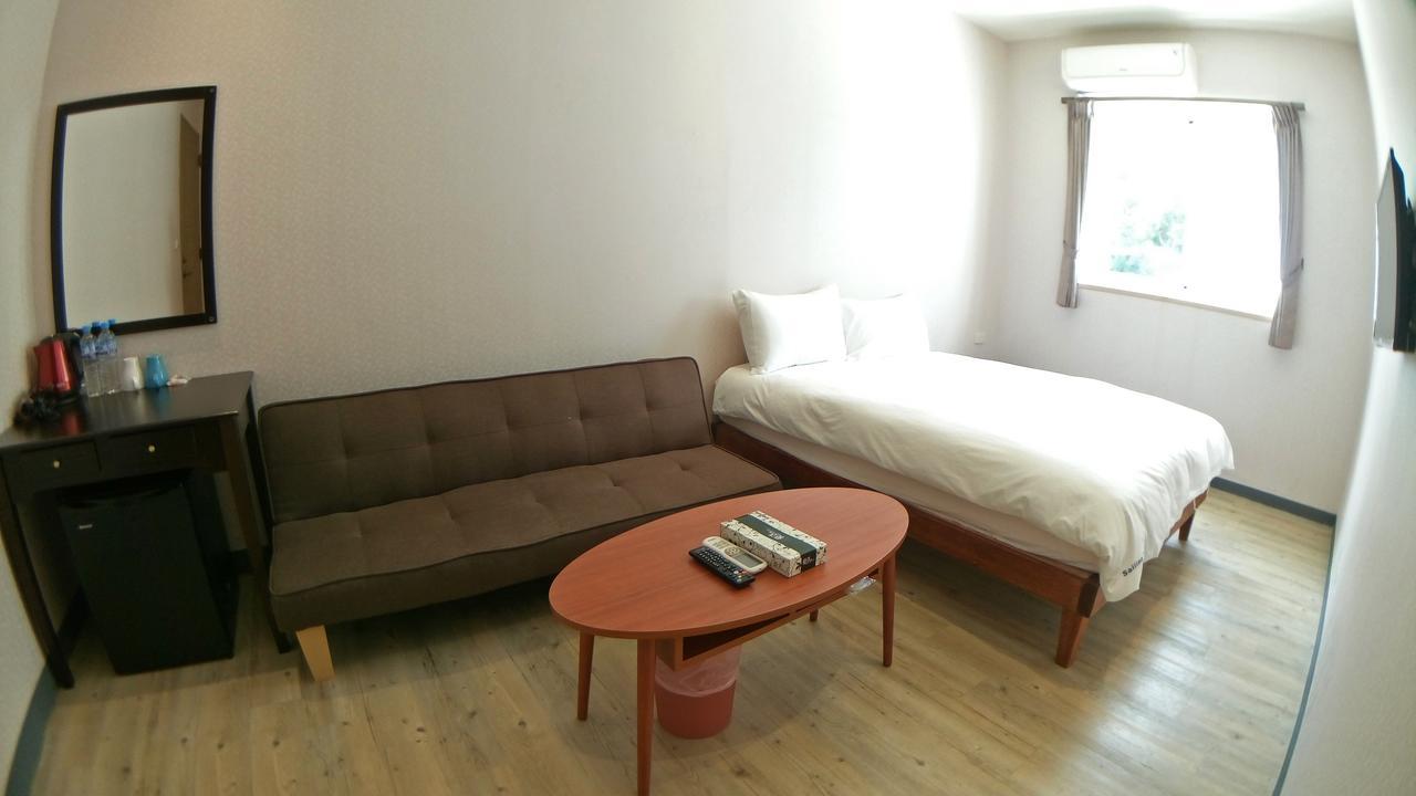 ฟัน วินด์ เซลลิง Hostel หนานวาน ภายนอก รูปภาพ