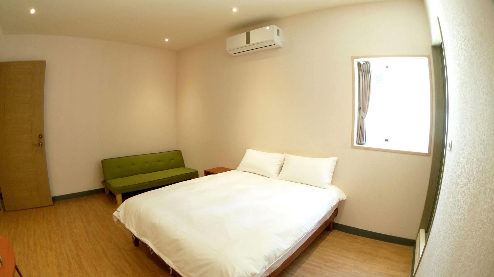 ฟัน วินด์ เซลลิง Hostel หนานวาน ภายนอก รูปภาพ