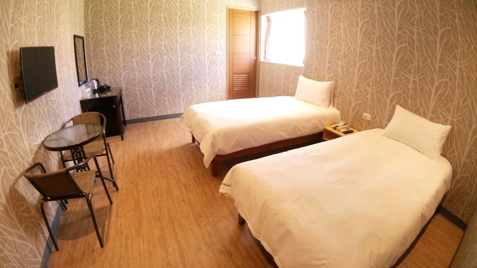 ฟัน วินด์ เซลลิง Hostel หนานวาน ภายนอก รูปภาพ